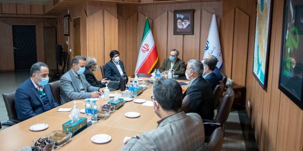 «نقش مؤثر احزاب در مردم‌سالاری دینی»