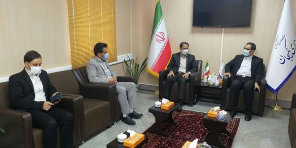 دیدار مدیرکل پست استان با فرماندار کمیجان