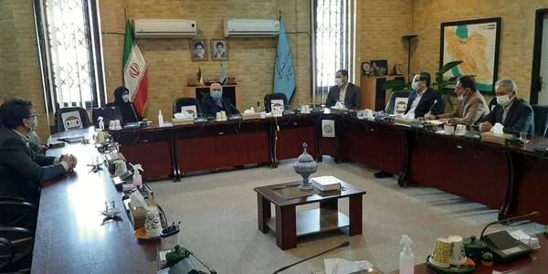 نشست هم اندیشی و بررسی مشکلات حوزه گردشگری در شهرستان و روستای هدف گردشگری وفس