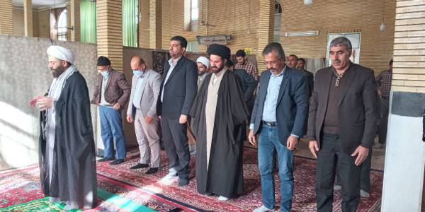 مهندس هادی سرپرست فرمانداری شهرستان اراک  نصیری معاون عمرانی فرماندار و بخشدار مرکزی در شهر داودآباد از توابع شهرستان اراک