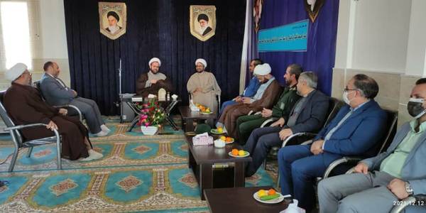 دیدار با حجت الاسلام و المسلمین دکتر خلیلی، امام جمعه و حجت الاسلام والمسلمین عباسی، مدیرکل محترم تبلیغات اسلامی استان