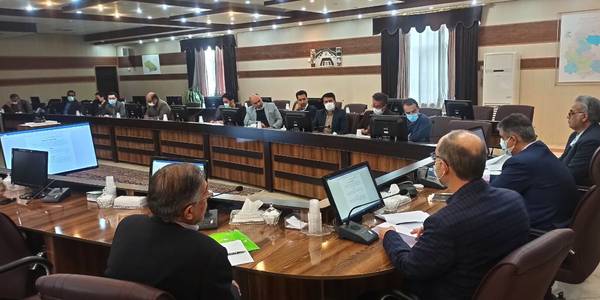 جلسه ارزیابی عملکرد دستگاه های اجرایی پیرامون مفاد قانون هوای پاک و آیین نامه های اجرایی ذیل آن به ریاست دکتر زندیه وکیلی معاون هماهنگی امور عمرانی و با حضور نصیری معاون امور عمرانی فرماندار اراک، نمایندگان دستگاه های قضایی، نظارتی و اجرایی تشکیل گردید.