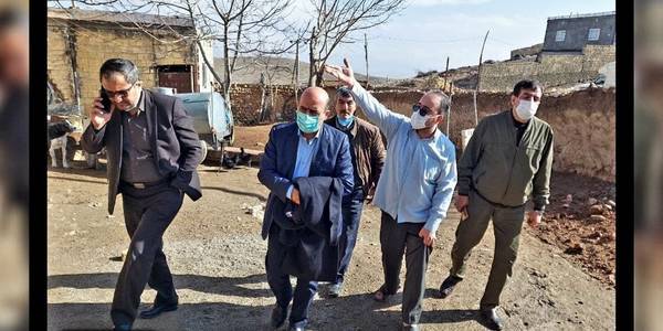 دیدار دکتر آصفری با دهیار ، اعضای شورا و تعدادی از ساکنین روستای عود_آقاج شهرستان کمیجان