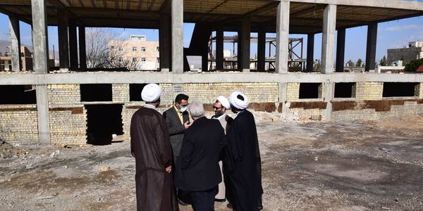 بازدید ناظری فرماندار شهرستان محلات از ساختمان در حال احداث موسسه تسنیم نیم ور