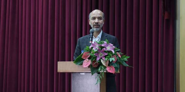 وزیر نیرو به استان مرکزی سفر می‌کند