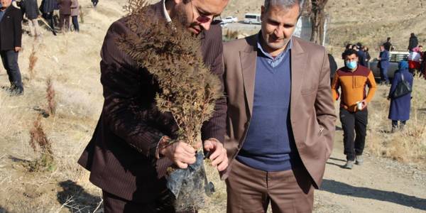 ⭕️⭕️⭕️برگزاری پویش بذرکاری در پارک آبخیز گردو همزمان با کلیه شهرستان های استان مرکزی با حضور مسئولین و مردم