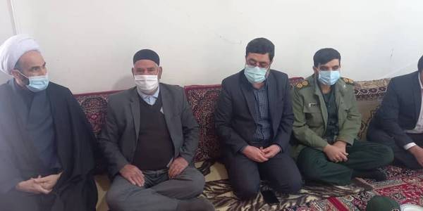 دیدار فرماندار با خانواده معززشهید والامقام عباس سلیمی