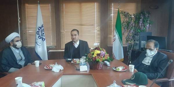 نشست صمیمی با برخی اساتید و کارکنان دانشگاه تفرش: