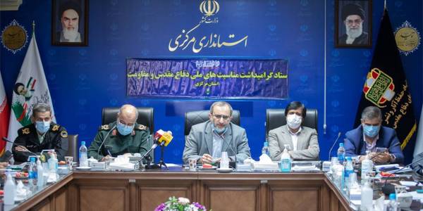 جلسه ستاد گرامیداشت مناسبت های ملی دفاع مقدس و مقاومت استان مرکزی‌با حضور استاندار ، معاونین استاندار ،فرماندهان نظامی و انتظامی ، مدیران و مسئولین مربوطه برگزار شد.