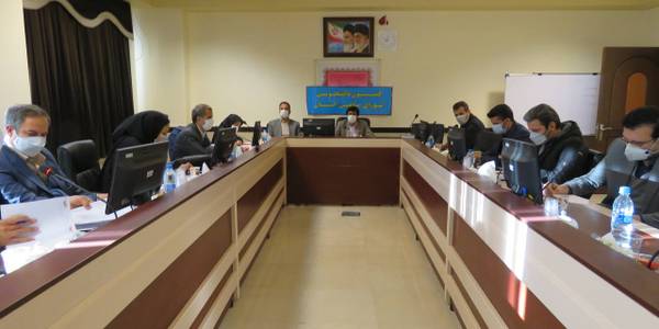 جلسه كميسيون دانشجويي استان مركزي به رياست معاون سياسي ، امنيتي و اجتماعي استاندار با حضور رؤساي دانشگاهها، مديران و مسئولين مربوطه برگزار شد