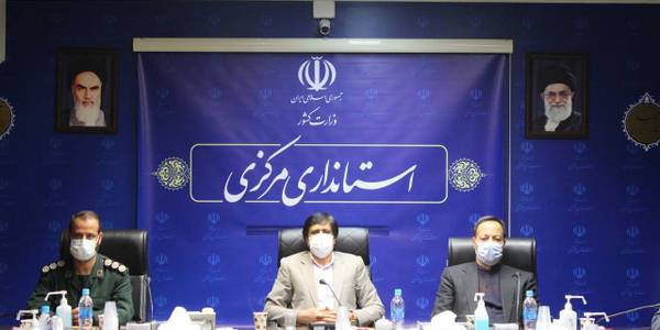 جلسه هماهنگي نحوه اجراي طرح شهيد سليماني در كشور و استان مركزي با حضور معاون سياسي،امنيتي و اجتماعي استاندار مركزي،مديران و مسئولين مربوطه از طريق ارتباط ويدئو كنفرانس با وزارت كشور برگزار شد.