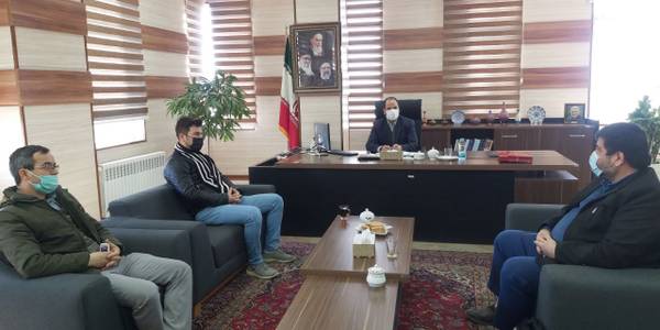 دیدار دهیار و اعضای شورای اسلامی روستای کردیجان با سرپرست فرمانداری شهرستان آشتیان