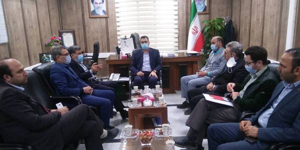 نشست فرماندار شهرستان خمین با مشاور وزیر صمت برگزار شد