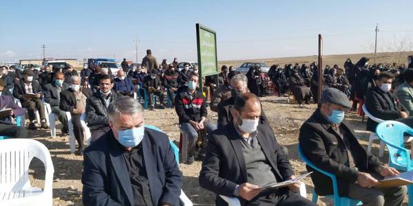 حضور علی اکبر فراهانی سرپرست فرمانداری  شهرستان آشتیان در مراسم ختم پدر شهید والا مقام حمید نوده فراهانی"حاج قنبر بزرگ نیا"