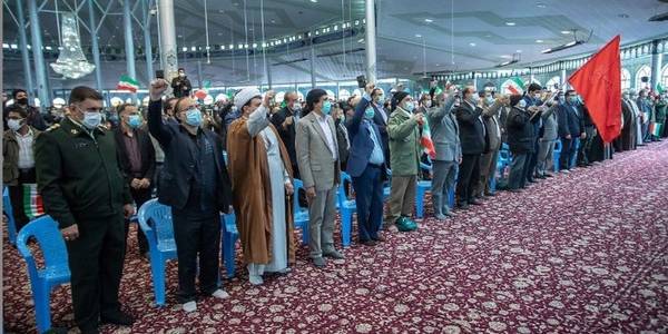 ◽️مراسم بزرگداشت حماسه ۹ دی با حضور استاندار مرکزی، رئیس کمیسیون برنامه و بودجه مجلس، نمایندگان مردم اراک در مجلس شورای اسلامی، معاونین استاندار، فرماندهان نظامی و انتظامی و مردم اراک در مصلی بیت المقدس این شهر برگزار شد.