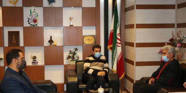 دیدار و نشست عرفانی نسب مدیرعامل آب و فاضلاب استان مرکزی با فرماندار شهرستان شازند