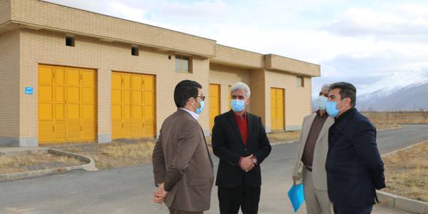 بازدید دکتر رمضانی فرماندارشهرستان شازنداز پروژه تصفیه خانه فاضلاب شهر شازند