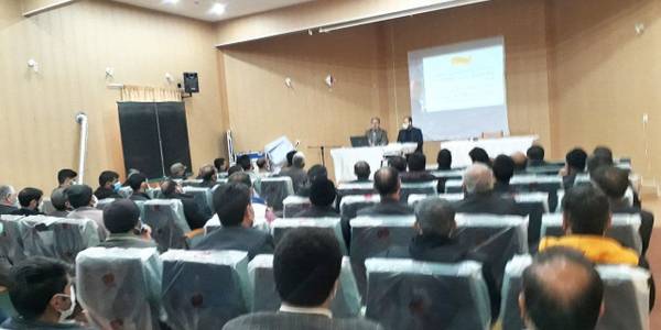 برگزاری سی و چهارمین کارگاه آموزشی اعضای شوراهای اسلامی روستاهای بخش  سربند شهرستان شازند