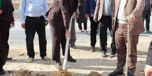 برگزاری پویش مردمی نهالکاری با شعار ایران سر سبز هر ایرانی یک درخت