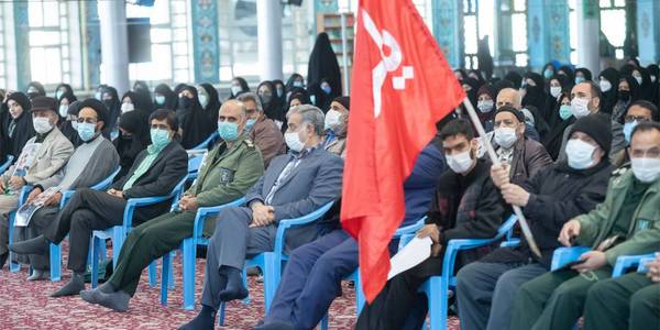 مراسم بزرگداشت شهادت سردار شهيد حاج قاسم سلیمانی دوشنبه ۱۳ دی با حضور نماینده ولی فقیه در استان مرکزی و امام جمعه اراک، استاندار مرکزی، سردار ابومهدی از فرماندهان جبهه مقاومت، معاونین استاندار، فرماندهان نظامی و انتظامی و مردم اراک در مصلی بیت المقدس اراک برگزار شد.