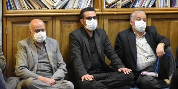 مراسم بزرگداشت دومین سالگرد شهادت سردار قاسم سلیمانی با حضور ناظری فرماندار شهرستان محلات و دیگر مسئولین و اقشار مختلف مردم در مسجد القائم(عج) محلات برگزار شد.