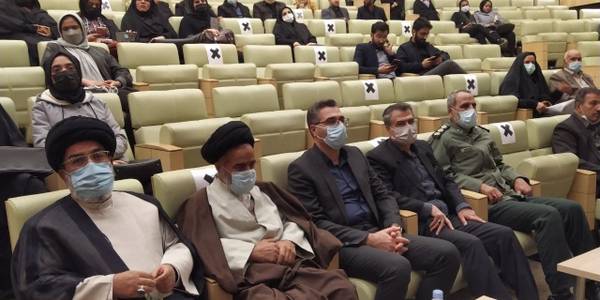 آئین شب شعر فاتح دلها در شهرستان خمین برگزار شد