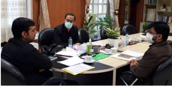 مهندس هادی فرماندار شهرستان اراک ، تجارب حاکی از آن است که بهترین و اثربخش‌ترین برنامه‌ها بویژه در راستای ارتقای سلامت اجتماعی آنهایی است که مردم در فرایند برنامه‌ریزی و تصمیم گیری‌ها نقش اساسی و محوری داشته باشند.