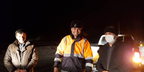 حضور شبانه سرپرست فرمانداری در محورهای مواصلاتی شهرستان آشتیان