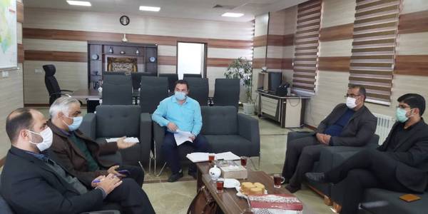 جلسه کمیته انطباق شهری با حضور فراهانی سرپرست فرمانداری،حسینی رییس دادگستری شهرستان و سایر اعضا برگزار گردید.