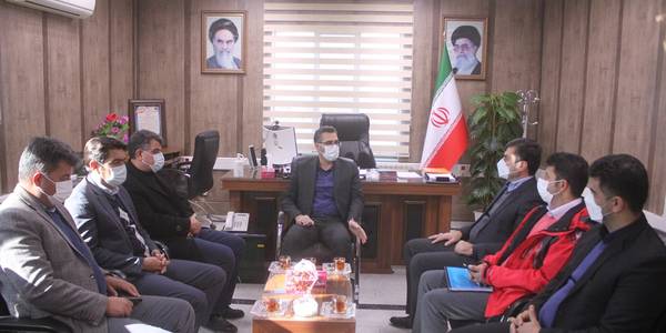 نشست مدیر کل راهداری و حمل ونقل استان با فرماندار شهرستان خمین برگزار شد