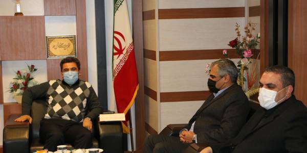 دیدار و نشست مدیر عامل نیروگاه حرارتی شازند با فرماندار شهرستان شازند