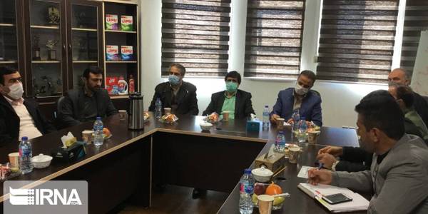 در روز سه شنبه مورخ 1400-10-14 اکرمی معاون سياسي،امنيتي و اجتماعي استاندار مركزي به همراه آذری سرپرست سرپرست دفتر سیاسی ، انتخابات و تقسیمات کشوری استانداری و مسئولين مربوطه از شركت هنکل پاک وش توليد كننده مواد شوینده در شهرك صنعتي كاوه بازديد نمودند.