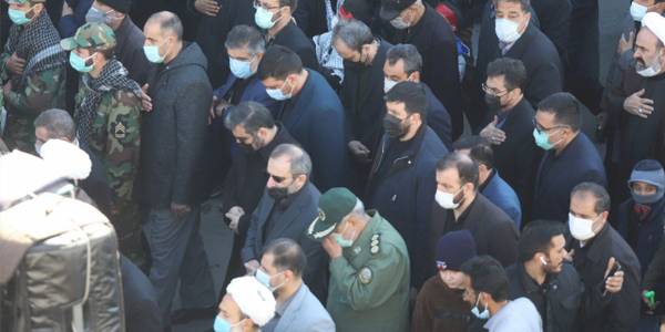 مراسم تشییع پیکر شهید گمنام در اراک برگزار شد