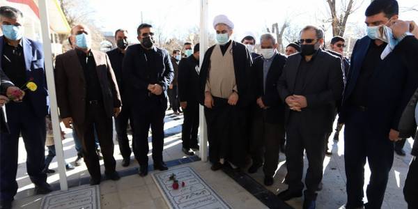 حضور وزیر فرهنگ و ارشاد اسلامی و استاندار مرکزی ، فرماندار شهرستان اراک و هیات همراه در شهر ساروق