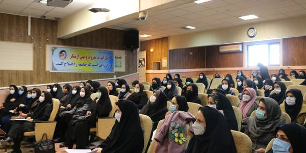 برگزاری جلسه هماهنگی مجمع مشورتی بانوان شهرستان به ریاست دکتر رمضانی فرماندارشهرستان شازند