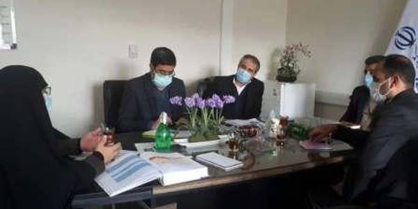 نشست همفکری و تبادل نظر گازری سرپرست فرمانداری شهرستان خنداب با سرکارخانم مفتح زاده،سرپرست دفتر امور بانوان و خانواده استانداری