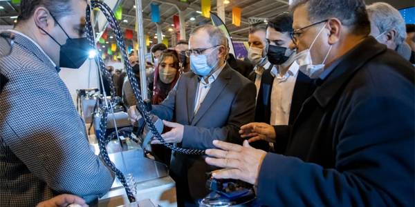 صنایع کوچک و متوسط در بی اثر کردن تحریم ها نقش مؤثری دارند