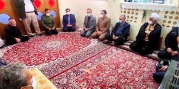 دیدار با خانواده معظم شهید مدافع حرم " کاظم محمدی "، باحضور مهندس سلیمانی فرماندار و رئیس شورای پشتیبانی دوره های سواد آموزی شهرستان زرندیه