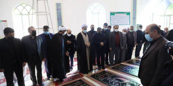 حضور وزیر فرهنگ و ارشاد اسلامی،  استاندار مرکزی و معاون هماهنگی امور عمرانی در آستان مقدس امامزادگان ۷۲ تن ساروق و ادای احترام به مقام شامخ شهدا