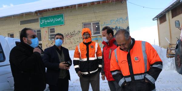 بازدید دکتر رمضانی فرماندار از محورهای مواصلاتی شهرستان شازند