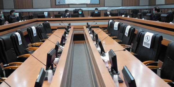 برگزاری جلسه کارکنان شهرداری مهاجران با دکتر رمضانی فرماندارشهرستان شازند