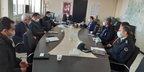 جلسه کمیسیون مقابله با سلاح و مهمات غیر مجازشهرستان اراک به ریاست معاون سیاسی اجتماعی فرماندار وباحضور مسئولین مربوطه ‌برگزار شد