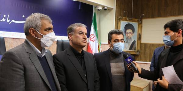 شهرستان شازند ظرفیت ایجاد وراه اندازی یک بندر خشک را دارا می باشد.