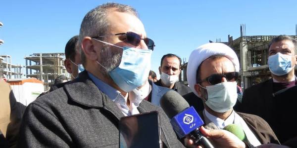 مشکلی در تامین زمین طرح نهضت مسکن در محلات و دلیجان وجود ندارد