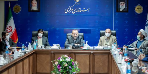 نشست استاندار و معاونین استاندار مرکزی با  اعضای بنیاد غدیر استان