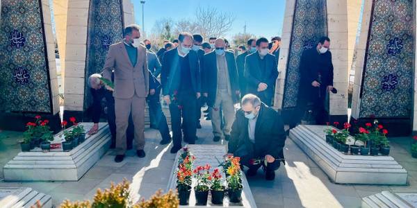 ✅🎥(گزارش تلویزیونی)استاندار مرکزی به منظور بازدید از طرحها وبررسی مشکلات دلیجان به این شهرستان سفر کرد.