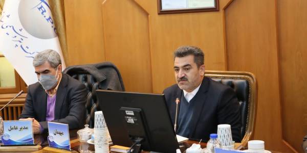 دردولت سیزدهم همه مدیران می بایست جهادی و همواره با روحیه انقلابی به میهن خود خدمت کنند وافزود: شرکت پتروشیمی شازند از جمله شرکت های موفق در تولید محصولات مرتبط بوده که این موضوع با تلاش مدیران محقق شده است.