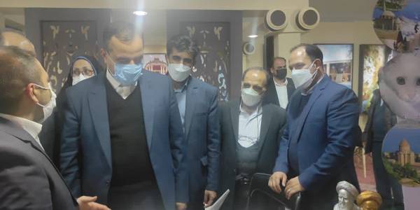 بازدید از غرفه صنایع دستی شهرستان تفرش