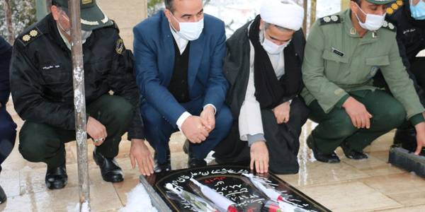 گلباران قبور مطهر شهدای گمنام شهر تفرش