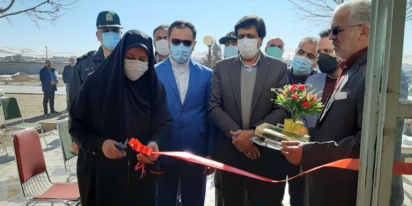 موسسه خيريه باب الحوائج روستاي سمقاور با حضور معاون سیاسی،امنیتی و اجتماعی استاندار مرکزی در شهرستان کمیجان به بهره برداری رسید.